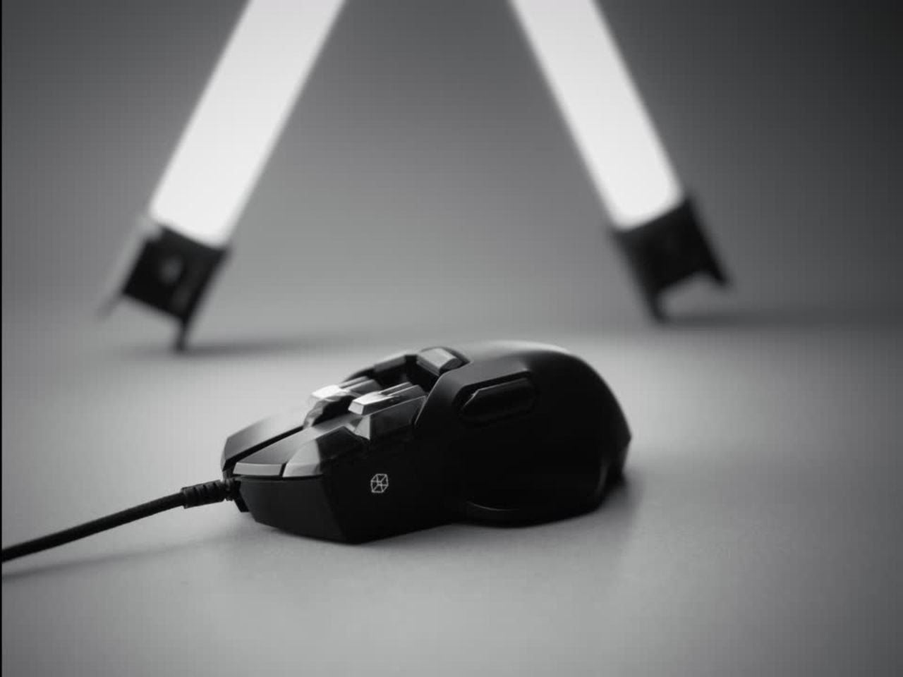 Swiftpoint Z2 & Travel Case Bundle